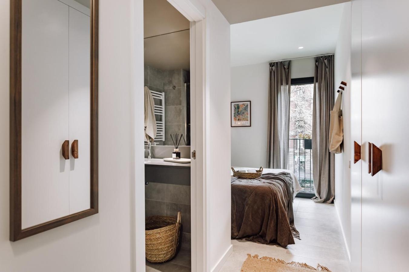 Appartamento Encina - 2 Bedrooms In Eixample Esquerra