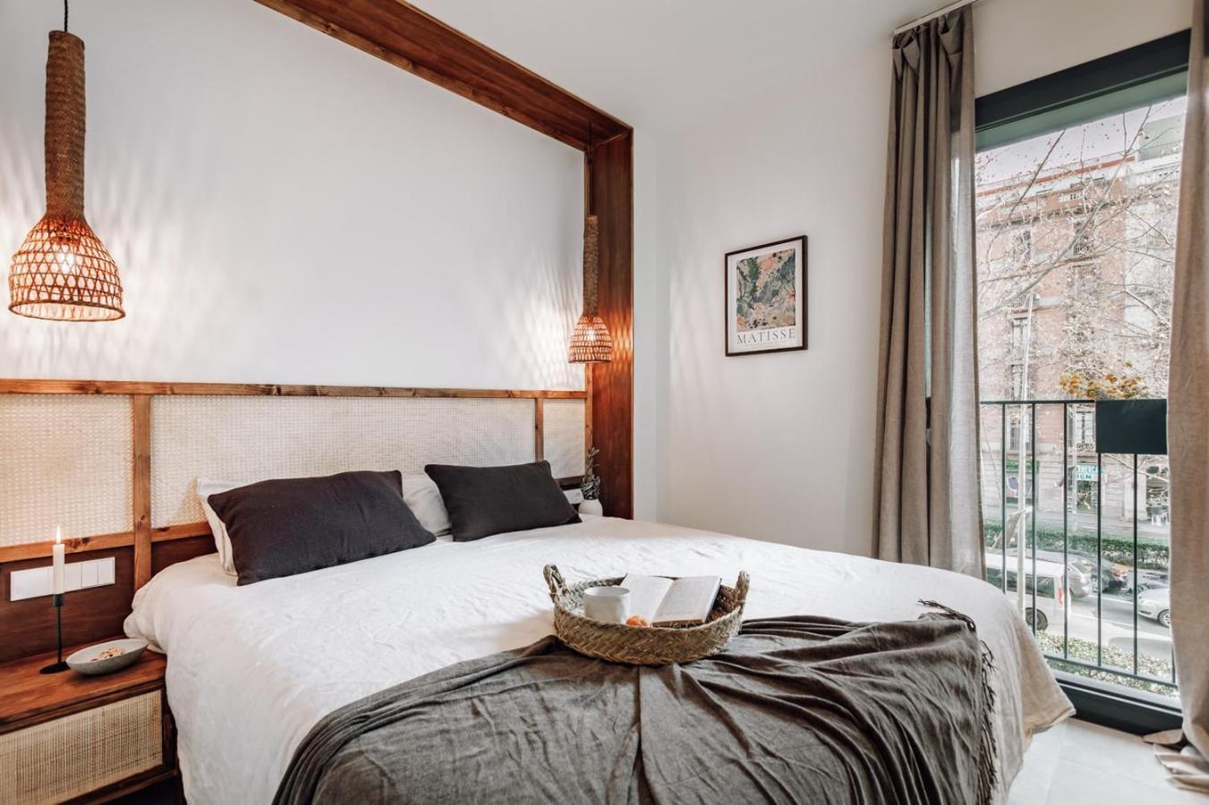 Encina - 2 Bedrooms In Eixample Esquerra * Barcellona